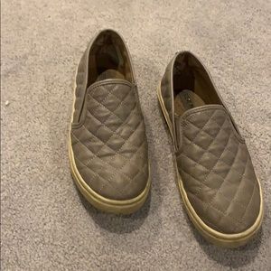 Steve Madden slip on